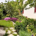 Al Casale Bed & Breakfast
